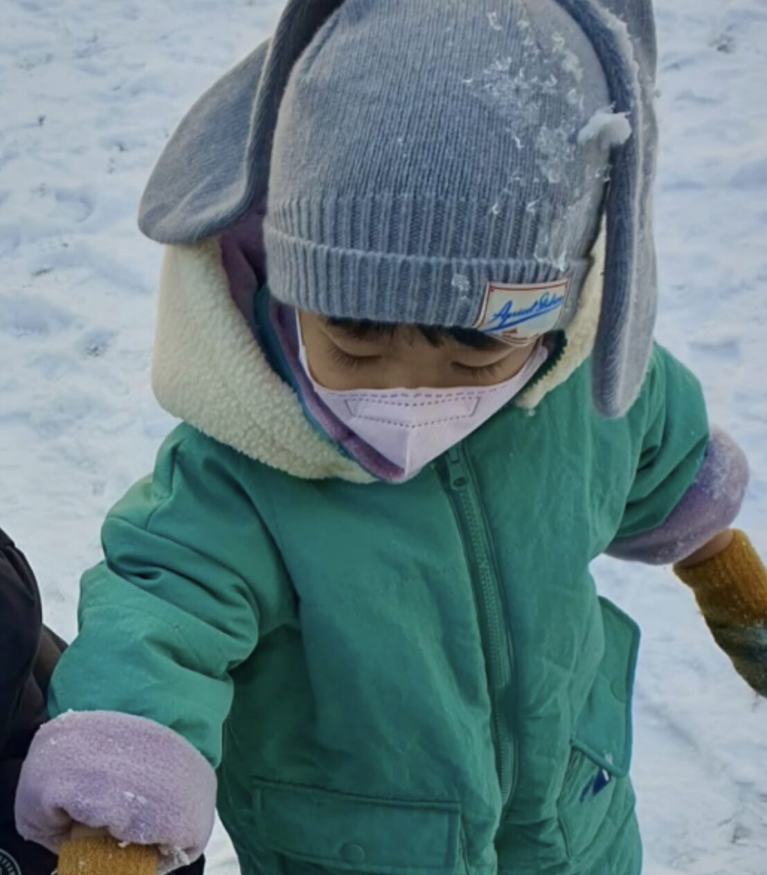 K-Drama Star and Idol Pair Introduce Their Charming Sons 4 Family cozy day