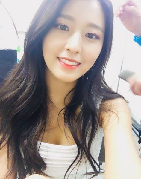 seolhyun 1
