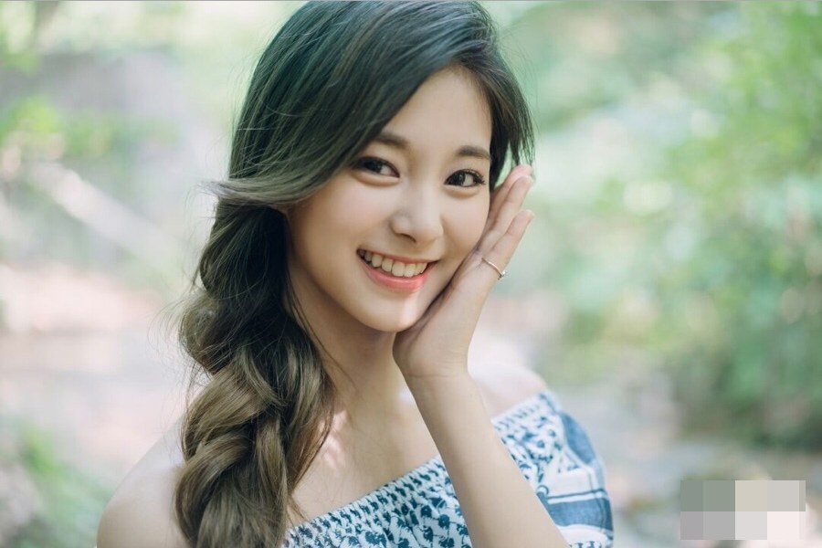 3 tzuyu