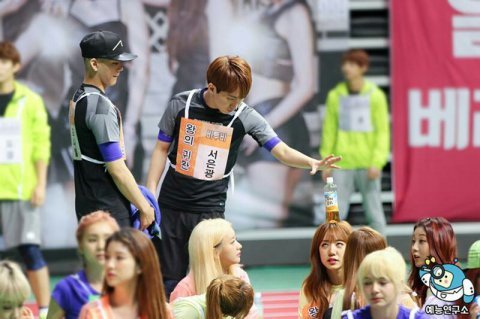 BTOB and Apink - groups that are close but are not suspected of dating - Instiz - http://www.instiz.net/pt/3969078