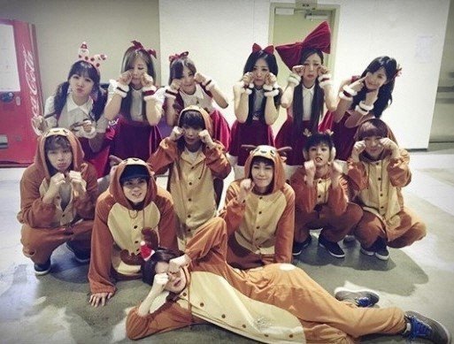 BTOB and Apink - groups that are close but are not suspected of dating - Instiz - http://www.instiz.net/pt/3969078