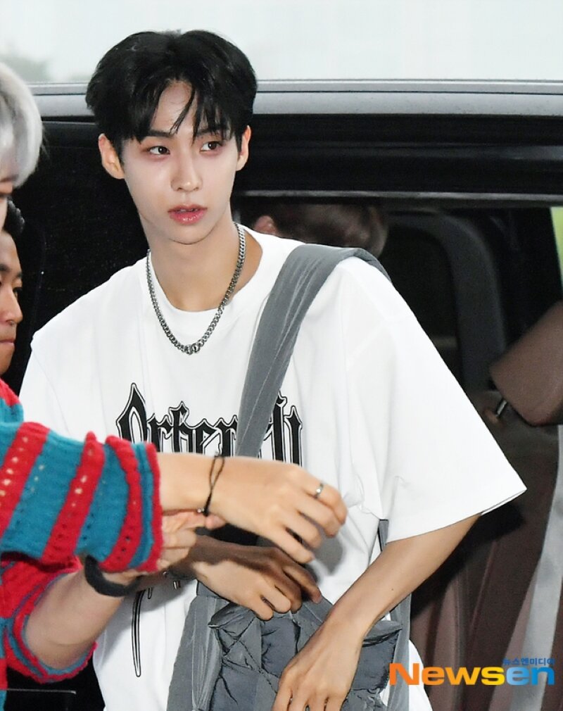 230714-TEMPEST-Hwarang-at-Seoul-Gimpo-International-Airport-heading-to-Japan-documents-1-2