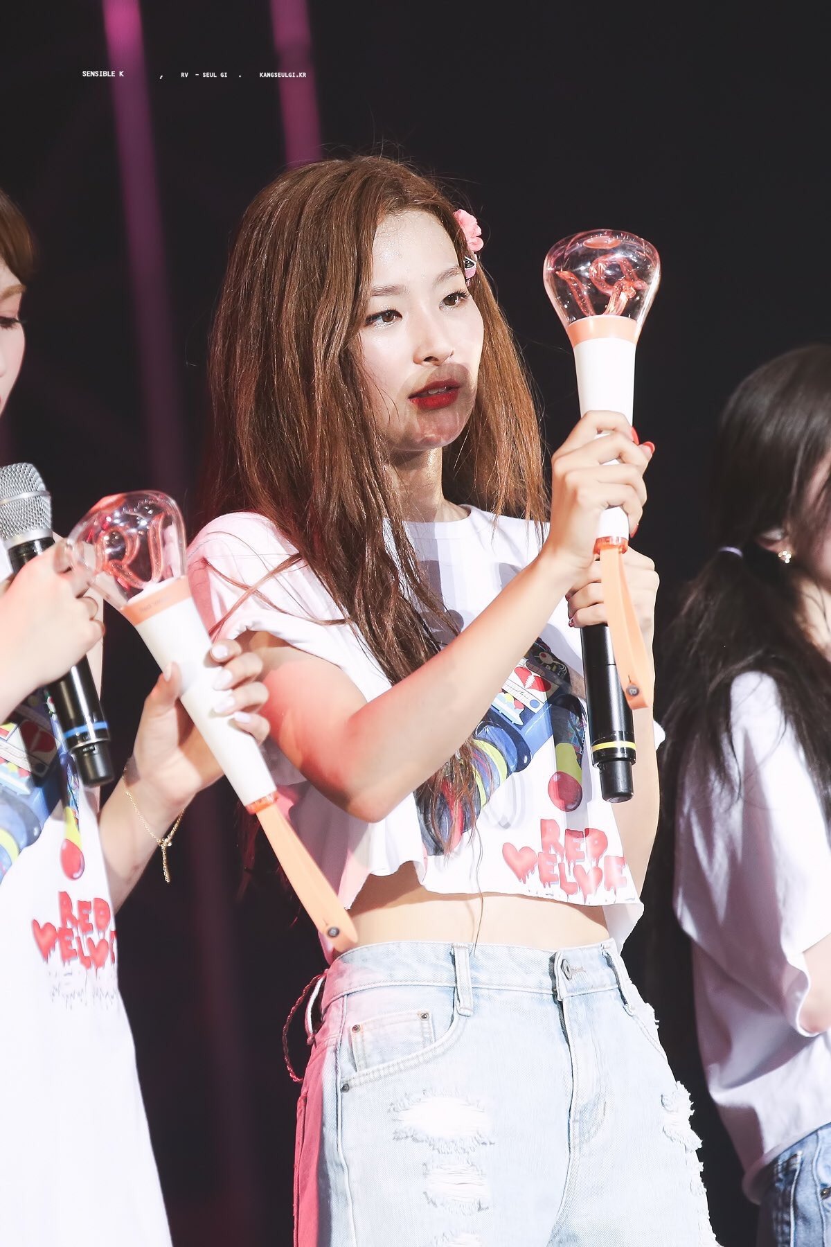 Dj7X9SxUUAACDpY.jpglarge