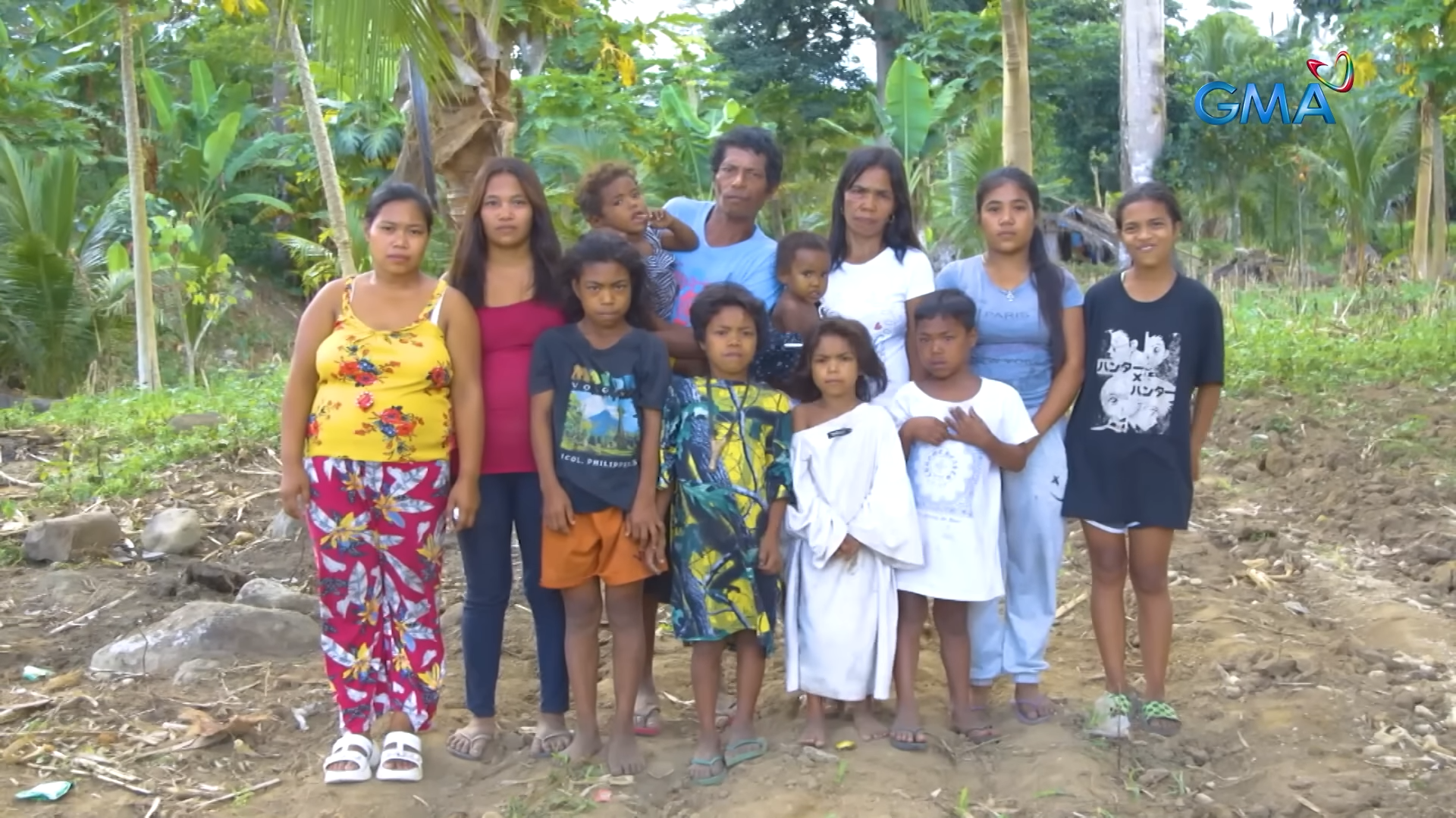 Mag-asawa mula Camarines Sur, umabot ng 17 ang anak! _ Kapuso Mo, Jessica Soho 0-54 screenshot