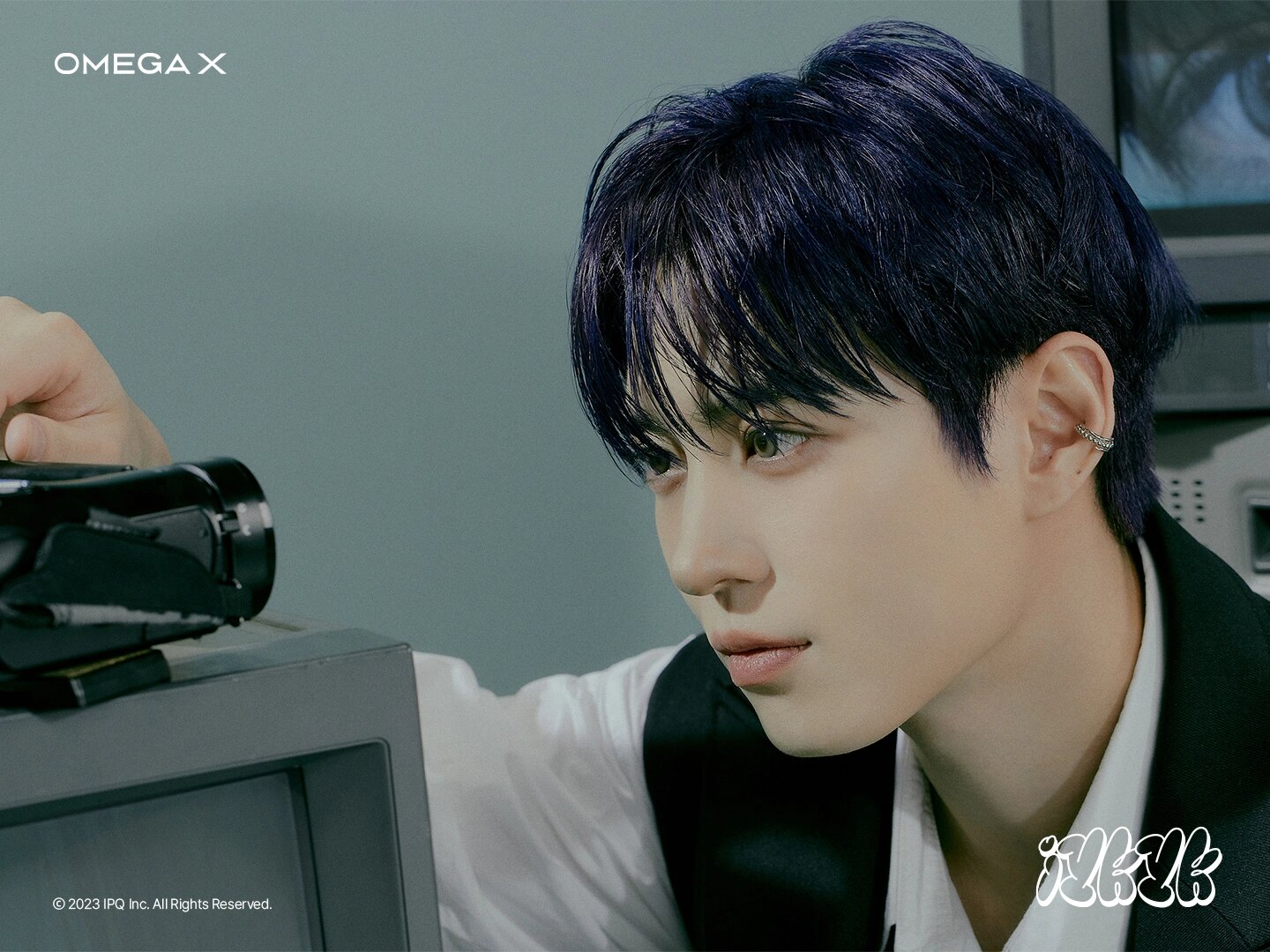 OMEGA_X_Hwichan_iykyk_concept_photo_1