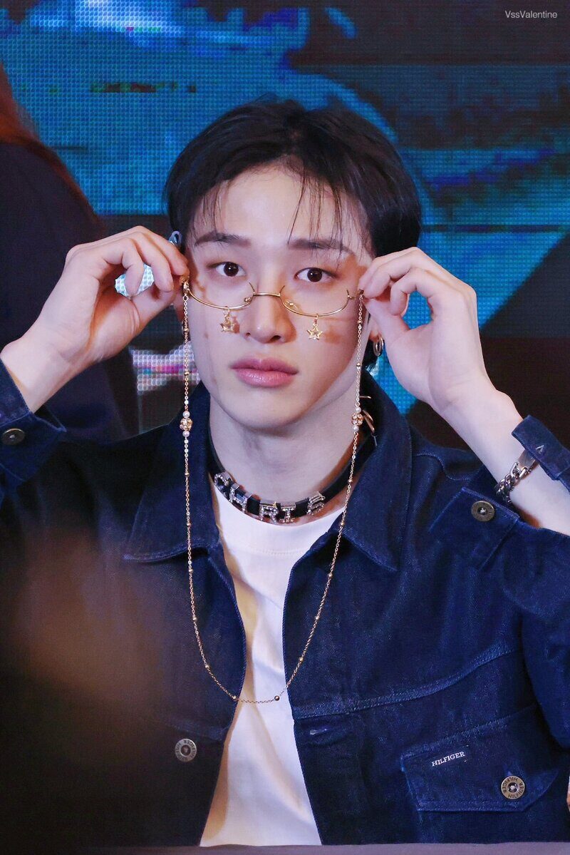 240203-StrayKids-Bang-Chan-KMS-Fansign-Event-documents-8