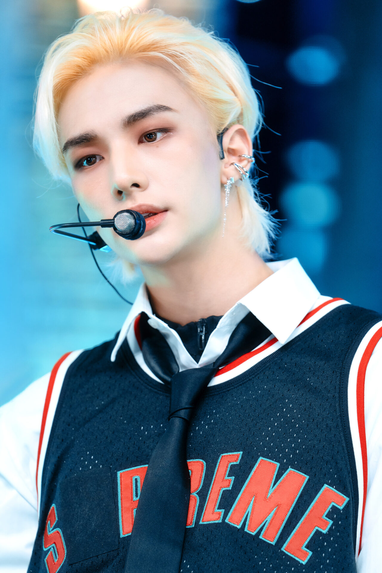 6257daafeffca54f63ac65e4-p