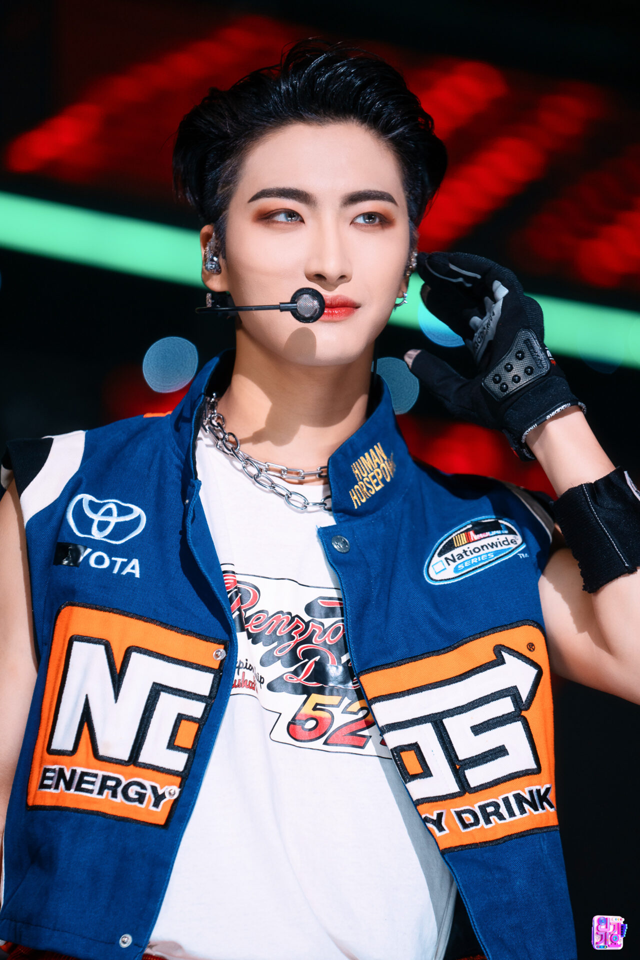 62f496d4a201db1718bb3af9-p