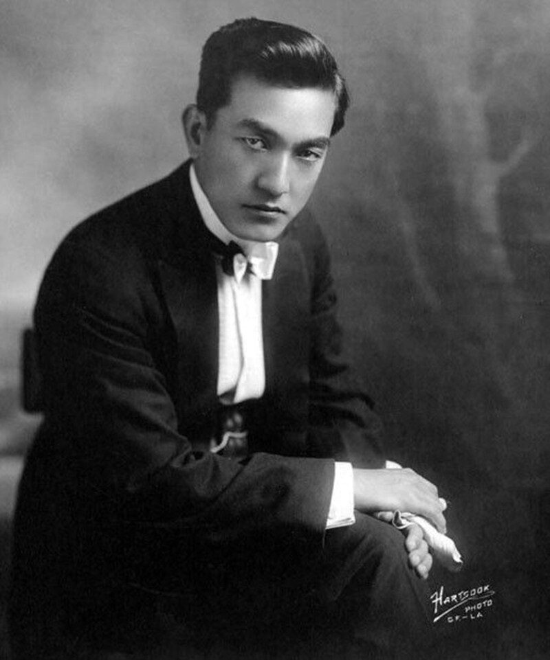Sessue_Hayakawa_1918_(Fred_Hartsook)