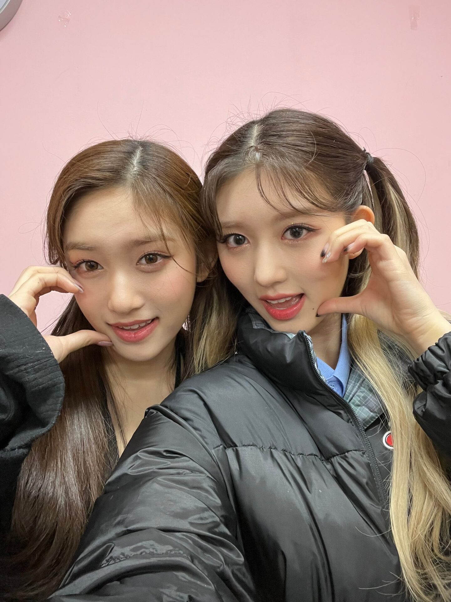 211206-IVE-Twitter-Update-Gaeul-Leeseo-documents-2