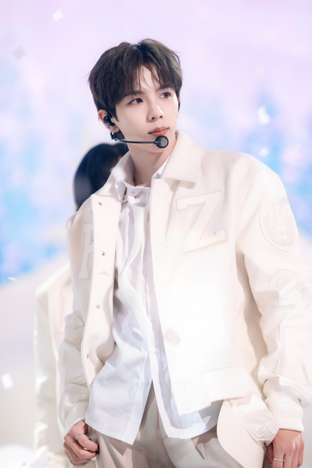 65aa2d87745eee21932c1372-p