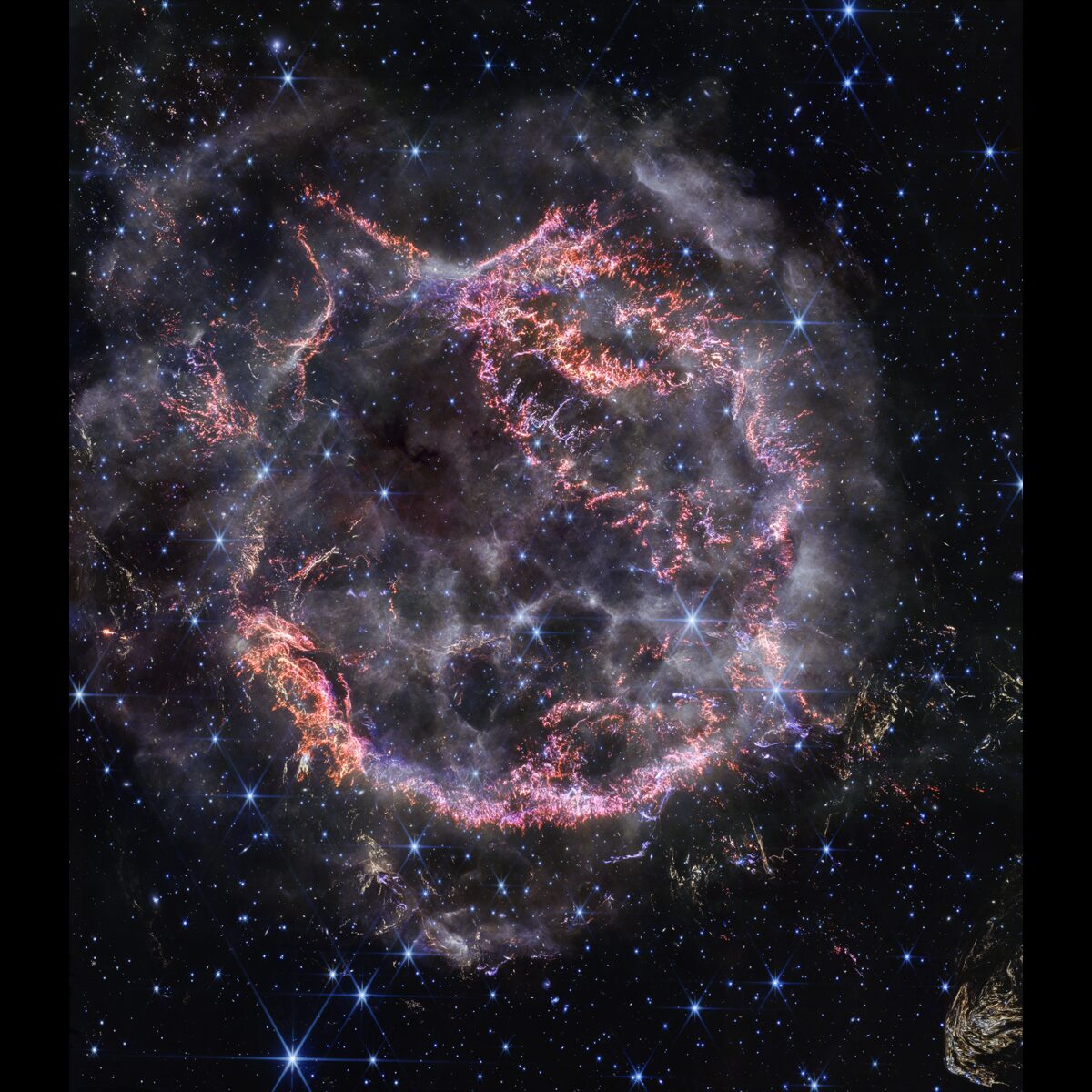 STScI-01HGGZ63ER4XGZ8BT1RH3PKP9X