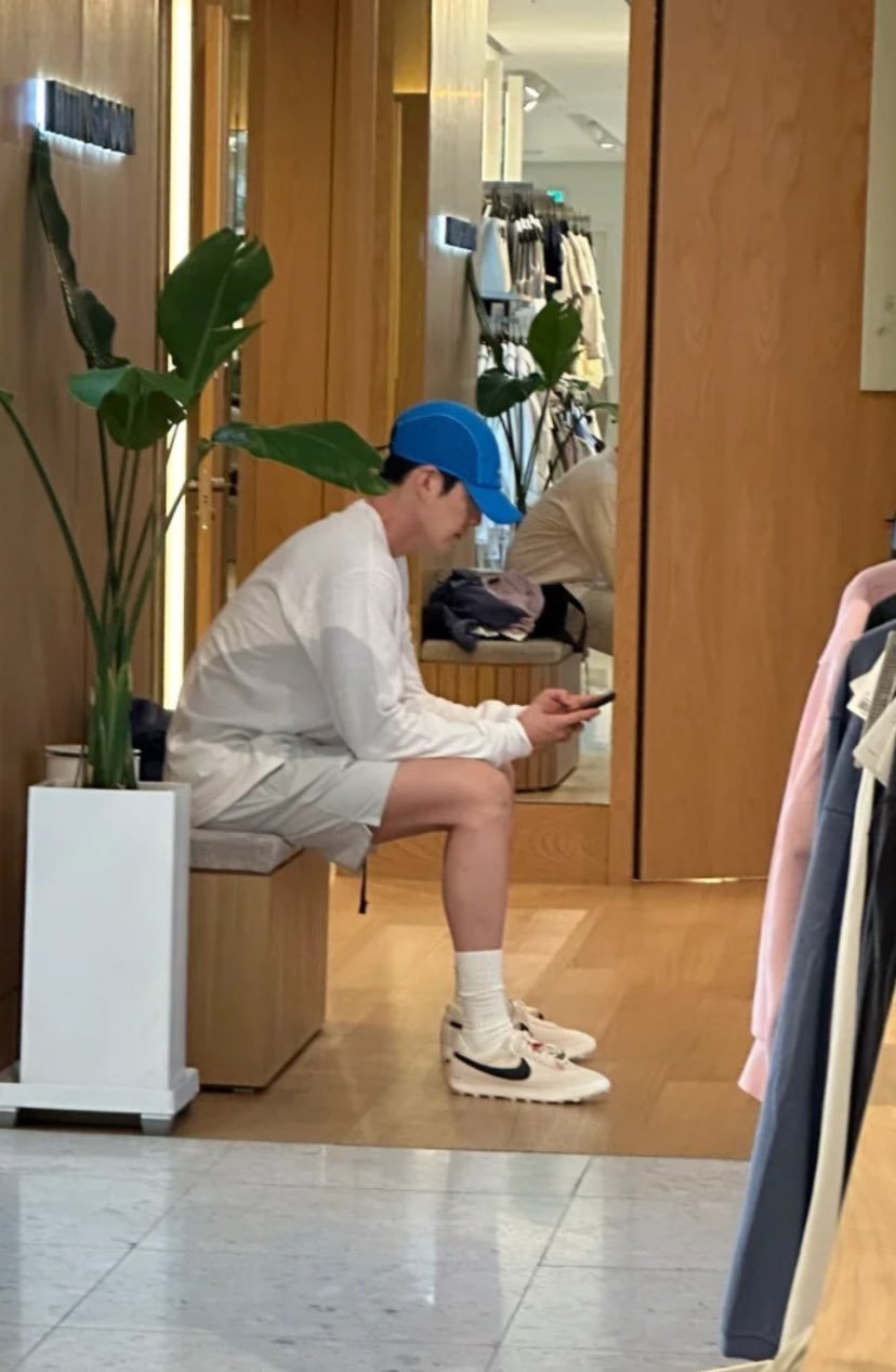 6597ccd67a6d4d8fa1662922c7cdc3c2