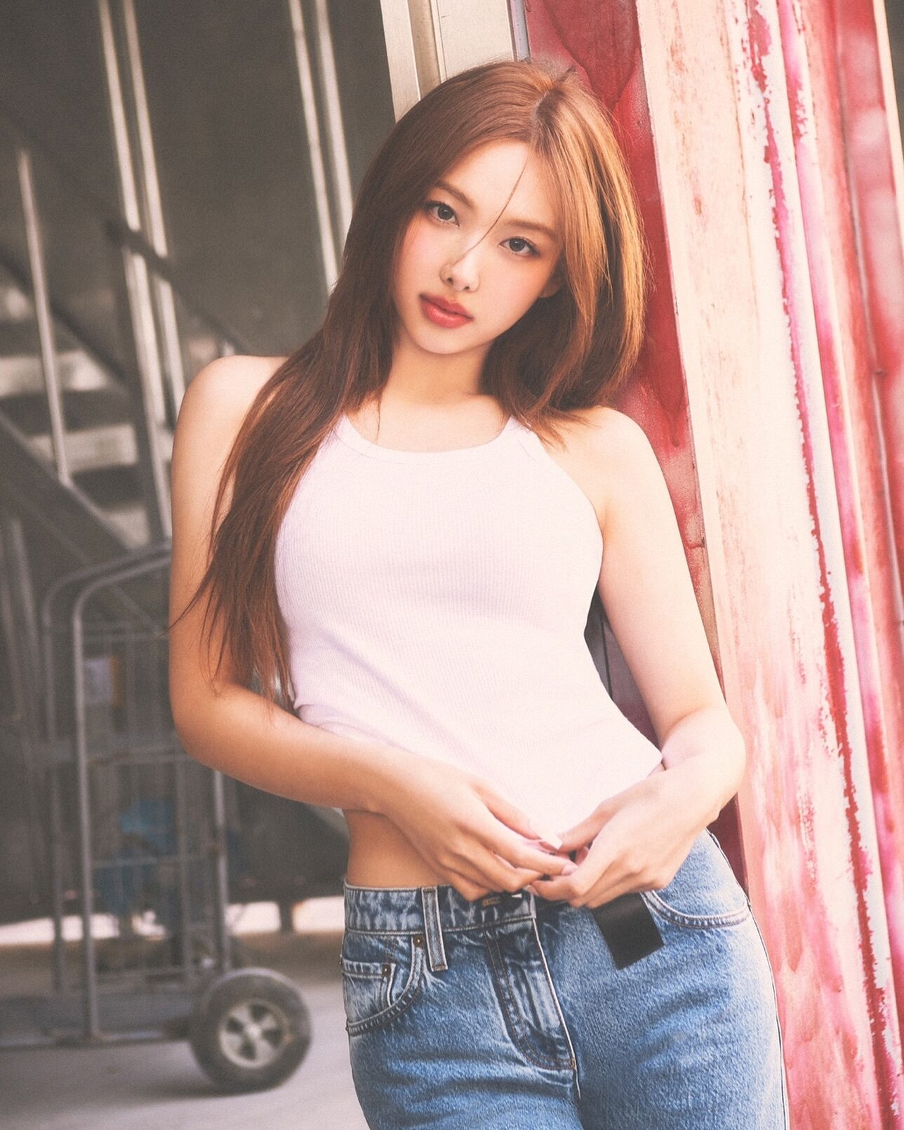 nayeonyny_1716619459_3375571139849409628_52130229689