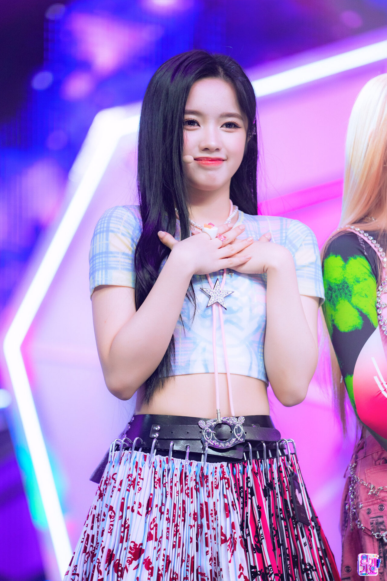 240331-UNIS-Elisia-SUPERWOMAN-at-Inkigayo-documents-1