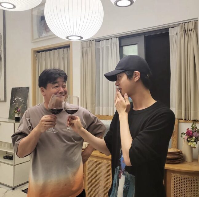 Chef Baek Jong Won (left) and BTS’s Jin (right) | @jin/Instagram