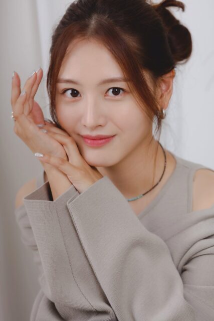 210824-Jaekyung-The-Devil-Judge-Interview-Photos-documents-1