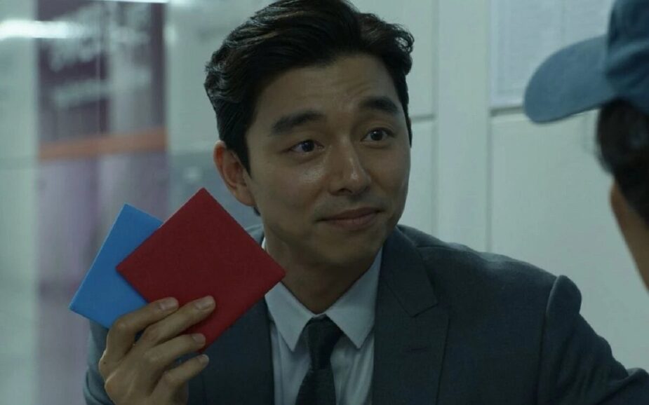 Gong Yoo as the Recruiter in Season 1 | Netflix 