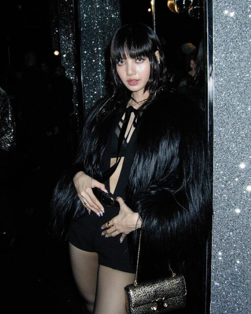 BLACKPINK Lisa s FUTW Lyrics Are Slammed Idol Is Fiercely Defended 