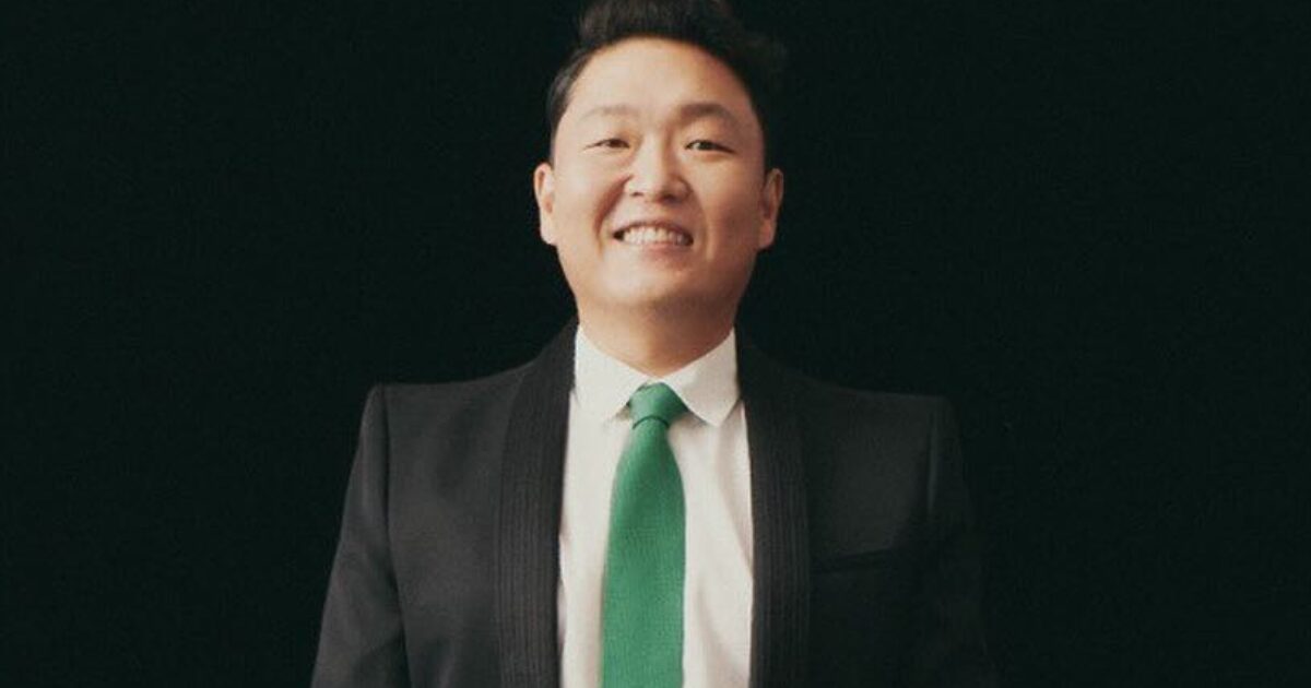 PSY Apologizes To Fans On Social Media For His Weight