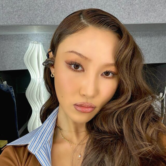 MAMAMOO’s Hwasa Shock With Her Latest “Daring” Fashion Choice