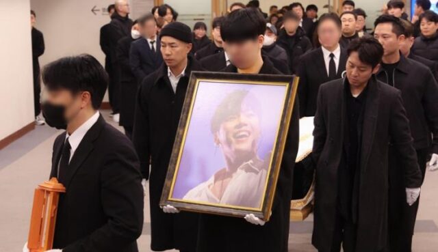 0041d86d-ddf3-4fcd-954b-312ee175