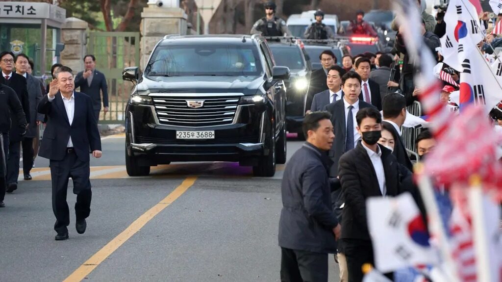 South Korea's Impeached President Yoon Suk Yeol Released From Prison ...