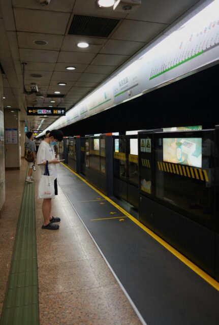 dominic-kurniawan-suryaputra-6eMEfjp9iRE-unsplash