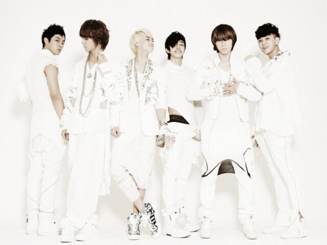 BEAST_Beast_Is_The_B2ST_group_promo_photo