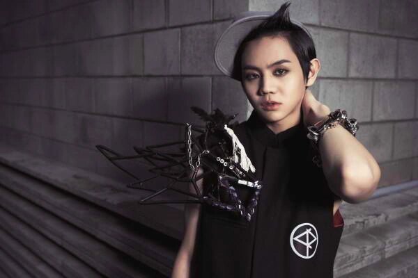 BEAST_Yang_Yoseop_Lights_Go_On_Again_concept_photo_4