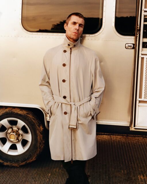 Burberry vibes in the area@burberry Photographer- @drewvickers Director- @kimgehrig Hair- @nathanjasztal