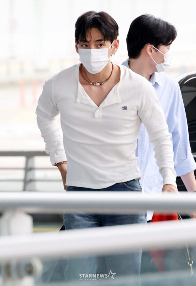 BTS's V Heads To First Schedule Since Military Discharge - Koreaboo