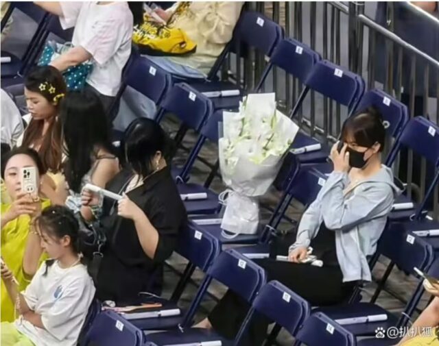 liu_yuning_bouquet_late_fan_2b