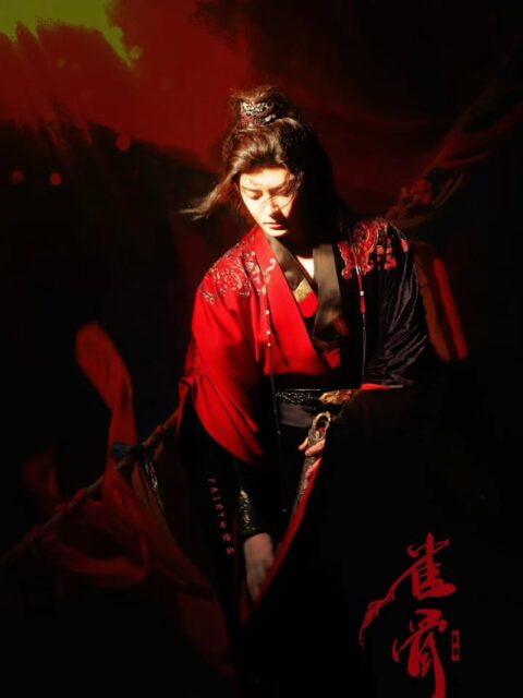 ♥♡♥#작골 #雀骨 #quegu#후명호 #侯明昊 #houminghao @houminghao고장극 남신 후명호♡♡♡이번 스타일링도 멋지다.아이치이랑 좋은작품으로 계속 쭈우욱 (1)