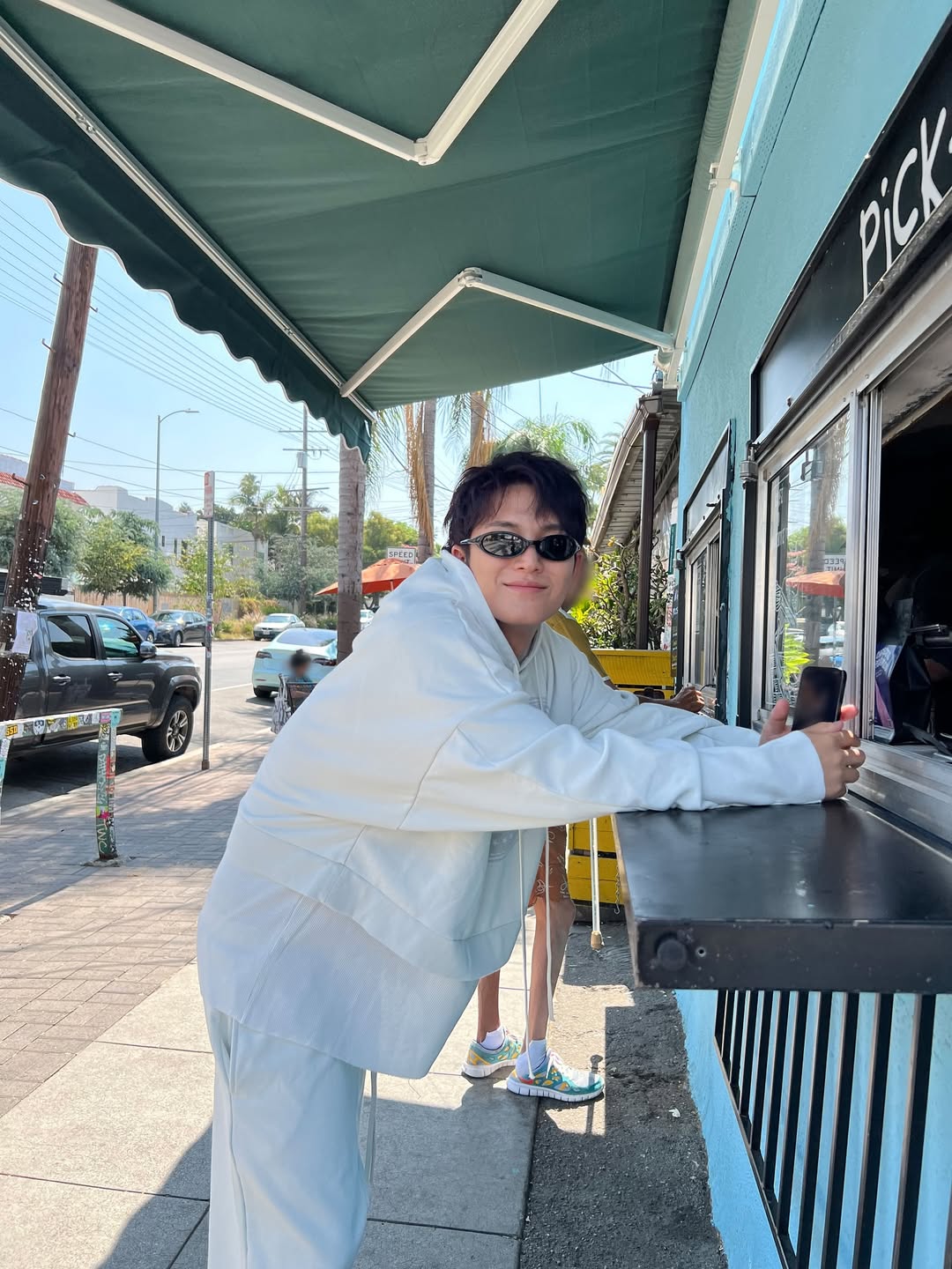 Jungkook’s Phone Sticker Sparks Debate Over Mingyu Friendship