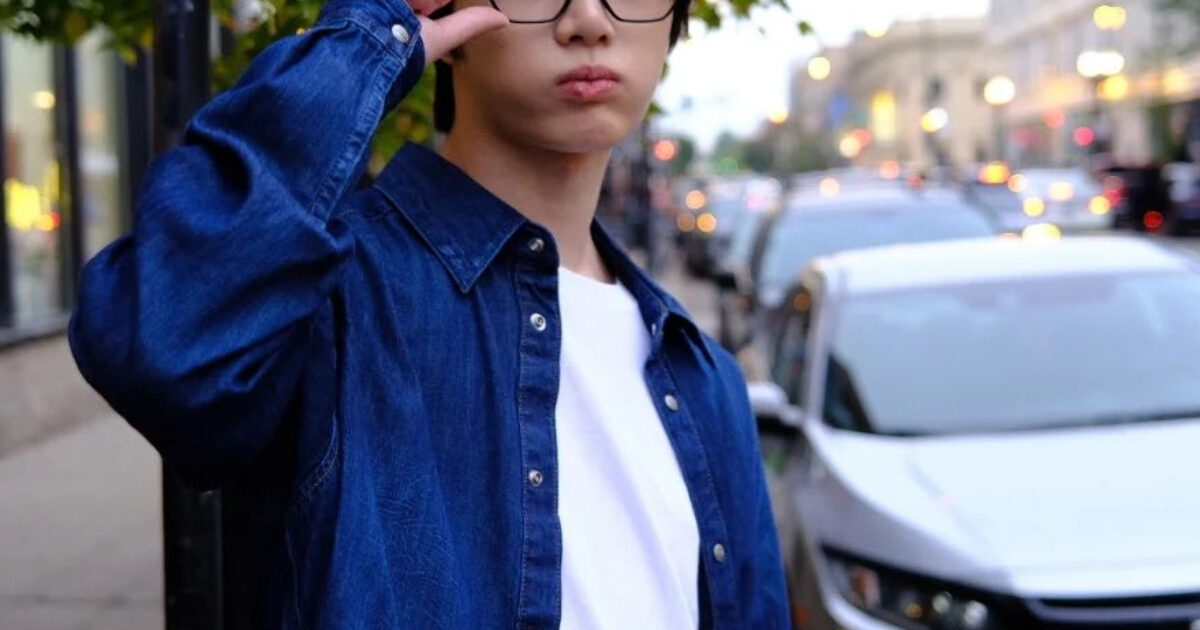 Popular K-Pop Idol Calls Out Korea’s Most-Used App— Sparks Massive Reactions