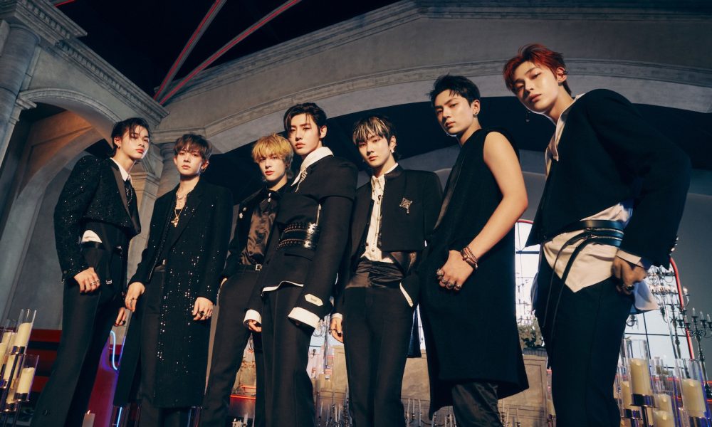 ENHYPEN-dark-blood-1000x600