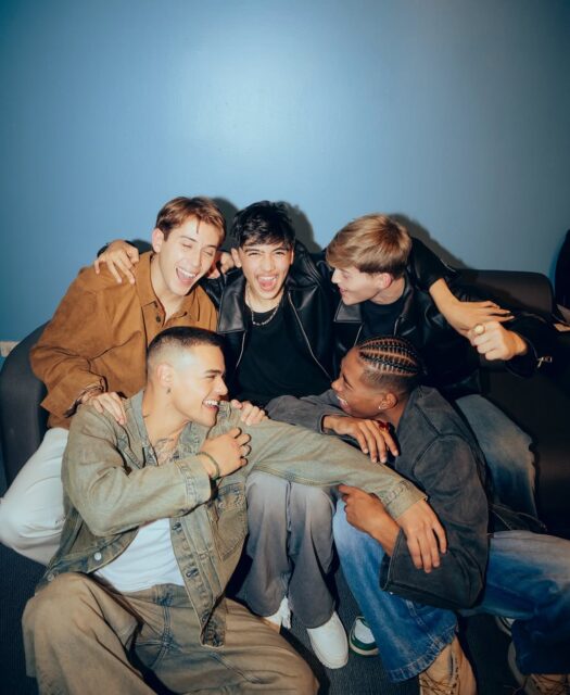 Increíble la energía de anoche! Gracias por todo su cariño🫶 Esto ya comenzó!!⭕️🔵 #SantosBravos