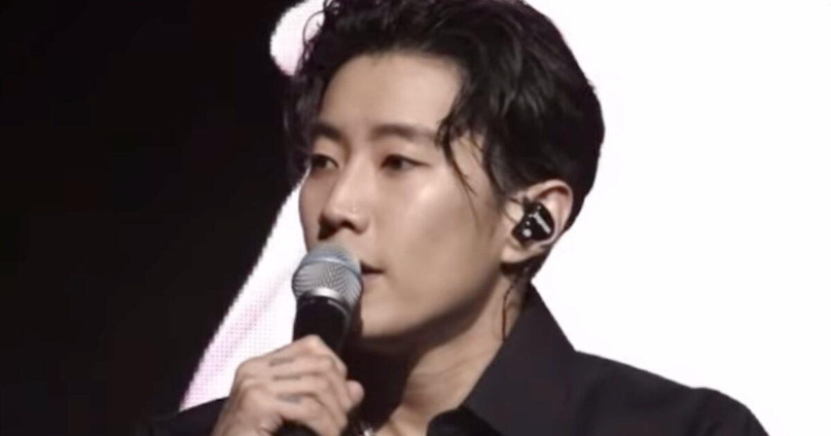 Jay Park Fiercely Defended After Apologizing For His “Inappropriate” Performance At W Korea’s Event