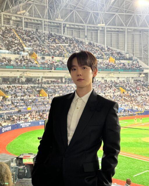 baekhyunee_exo_1711030254_3328685495927422245_1314345391