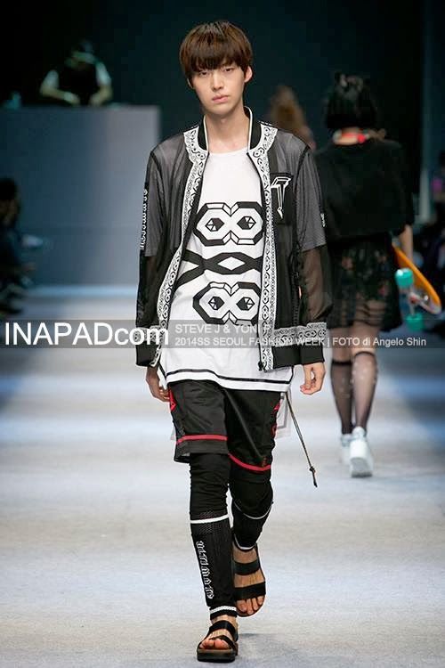 d632d19e6eb7ad0c95d11c8dfe9441bc