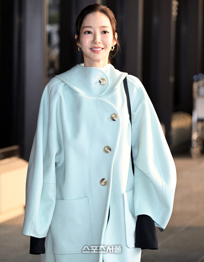 news-p.v1.20251030.986804fac44542b38eaf373e67a0d407_P1