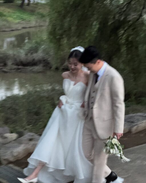 zuny_l___l_1760688633_3745250166170606254_1677895411