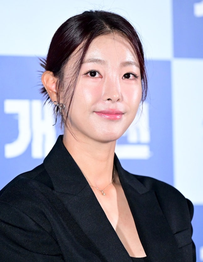 202511250800016877_d_20251125080211677