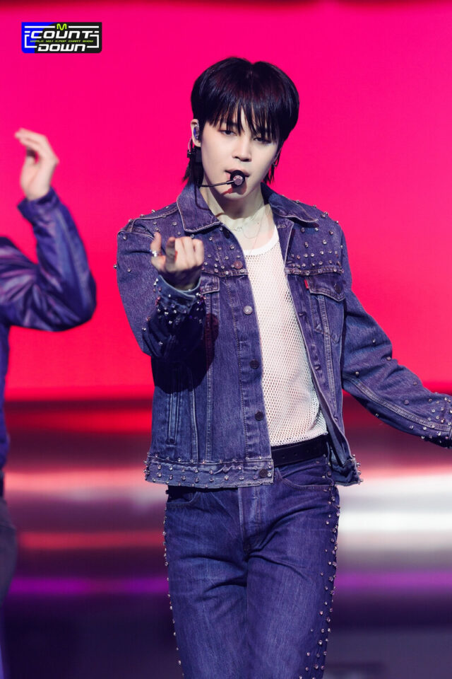 230330-BTS-Jimin-Like-Crazy-at-M-COUNTDOWN-documents-13