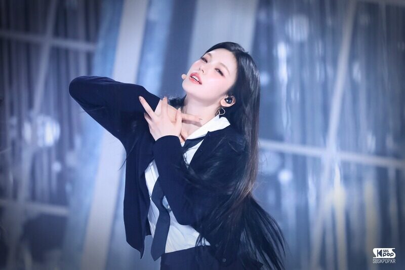 241103-ITZY-Yeji-Imaginary-Frien