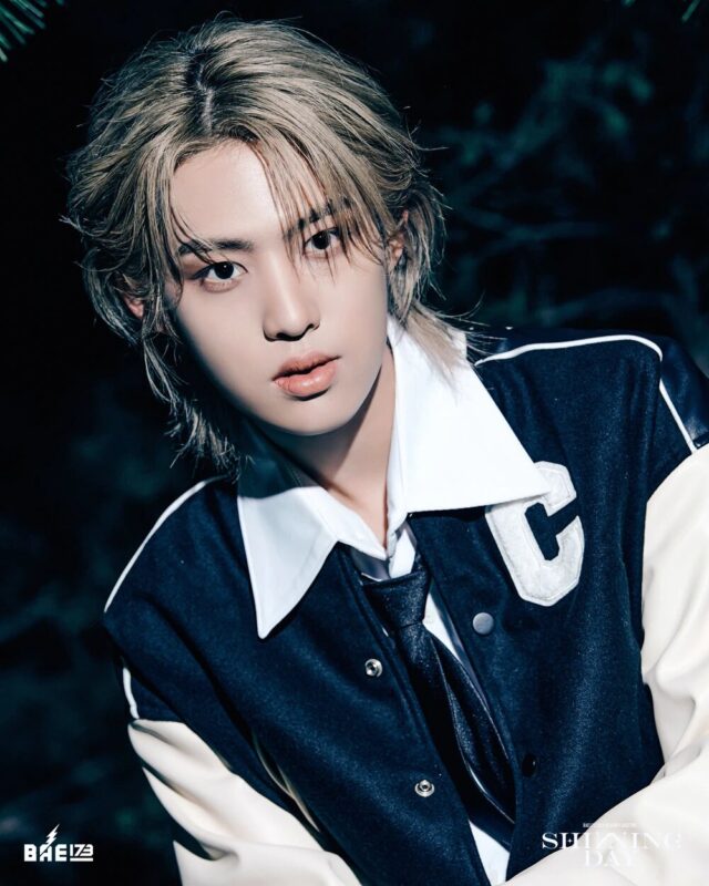 BAE173_Doha_2024_Seasons_Greetings_concept_photo