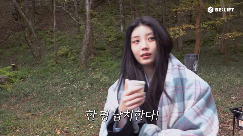 ILLIT's MV set_ So not cute, so not cute l ILLIT (아일릿) _NOT CUTE ANYMORE_ MV Shoot Sketch 1-1 screenshot