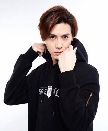 MV5BYTU5NWI2ZjQtMjNkYi00YmEwLTg4ZDUtMDYwYzg2NTU4M2Q2XkEyXkFqcGc@._V1_