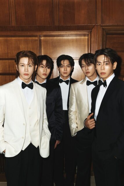 MYTRO_Bomb_Bomb_Bomb_group_concept_photo_1